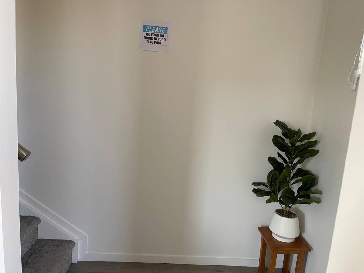 4 Bedroom Home Fully Furnished In Papakura, Auckland Exterior foto